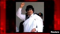  Muammar Gaddafi 