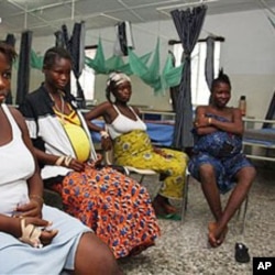 Pregnant women watch television as they wait in the prenatal ward at Princess Christian Maternity Hospital in Freetown, Sierra Leone (File Photo)