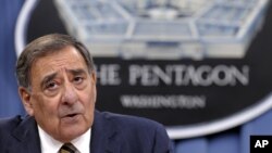 El secretario Panetta por su parte, describió las relaciones con Pakistán como “un sube y baja".