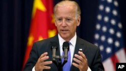 조 바이든 미국 부통령이 10일 워싱턴에서 개막한 미-중 전략경제대화에서 연설하고 있다.