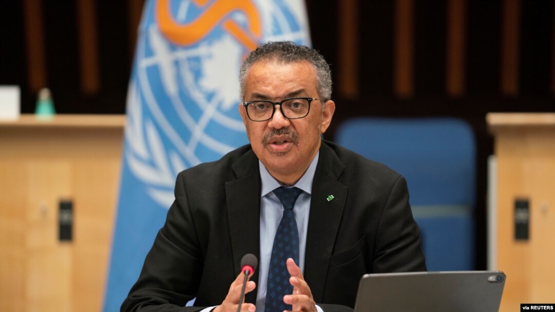 El jefe de la OMS, Tedros Adhanom Ghebreyesus, habla en una sesión de la Junta Ejecutiva contra el COVID-19 en Ginebra, Suiza, el 21 de enero de 2021.
