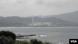台湾“核四”电厂远眺 (美国之音申华拍摄)
