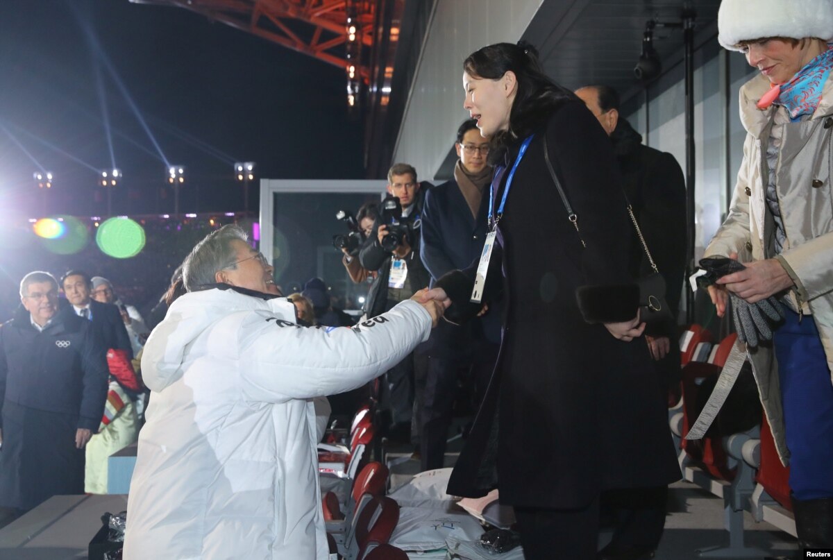 Koreas Share Handshake at Olympic Games Opening