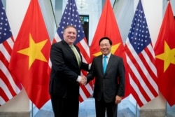 Ngoại trưởng Mỹ Pompeo gặp Phó Thủ tướng-Bộ trưởng Ngoại giao VN Phạm Bình Minh, tháng 7/2018
