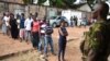 Les électeurs moins pressés de voter qu'au premier tour à la présidentielle en Sierra Leone