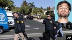 El FBI revisó la vivienda del autor del tiroteo que se suicidó identificado como Ian David Long y recogió evidencias.