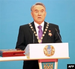 Prezident Nursulton Nazarboyev