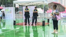 དྲུག་བཞིའི་དུས་དྲན་གྱི་སྔ་ནུབ་ལ་ཧོང་ཀོང་གསར་ཤོག་གི་མདུན་ངོས་སྟོང་པ། 