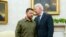 Tổng thống Mỹ Joe Biden tiếp Tổng thống Ukraine Volodymyr Zelenskyy tại Phòng Bầu dục, Toà Bạch Ốc hôm 21/9/2023. 