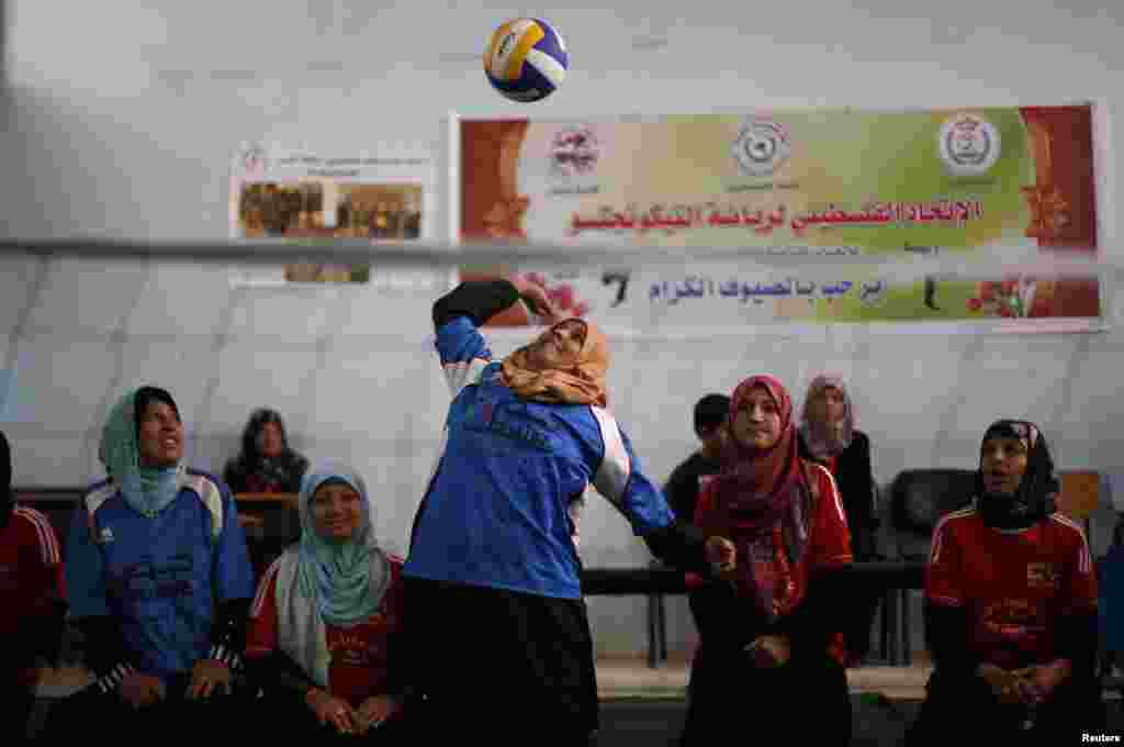 معذور فلطسینیوں کے لیے کام کرنے والی یہ تنظیم ہفتہ میں ایک روز اس تربیت کا اہتمام کرتی ہیں۔