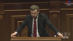 Մի ռեպլիկի պատասխան ելույթ՝ «շրիշակից ցածր մակարդակի թեմայով»