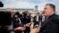 El secretario de Estado de EE.UU., Mike Pompeo visita México el viernes 13 de julio, junto con el asesor y yerno del presidente Donald Trump, Jared Kushner y la secretaria de Seguridad Interior Kirstjen Nielsen. Los funcionarios tienen planeadas reuniones con el presidente electo mexicano Andrés Manuel López Obrador y con el presidente en funciones de México, Enrique Peña Nieto.