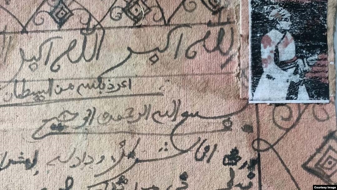 Yaponiya homilador porno video Ayol sportchilarning chiroyli dumbalari