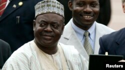 Dr. Babangida Aliyu gwamnan jihar Neja.