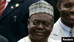 Dr. Babangida Aliyu gwamnan jihar Neja