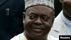 Dr. Babangida Aliyu gwamnan jihar Neja