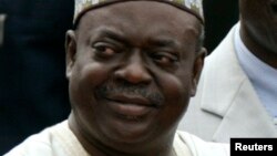 Dr. Babangida Aliyu gwamnan jihar Neja.