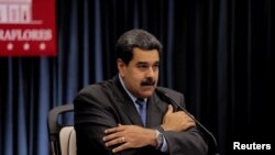 El presidente de Venezuela, Nicolás Maduro, en una conferencia de prensa en el palacio de Miraflores en Caracas, sep 18, 2018.