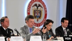 En la conferencia de prensa participaron el presidente Juan Manuel Santos, el almirante Álvaro Echandía, la fiscal general de Colombia, Vivian Morales y el fiscal del sur de Florida, Wilfredo Ferrer.