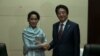 ၂ နိုင်ငံ ဆက်ဆံရေး တိုးမြှင့်ဖို့ ဒေါ်စုနဲ့ ဂျပန်ဝန်ကြီးချုပ် တွေ့ဆုံဆွေးနွေး