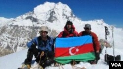 Azərbaycan alpinistləri Pamirdə 