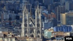 Un grupo de cubanos se han radicado en ciudades como Quito y Guayaquil, después de una ley de no visado aprobada en 2008.