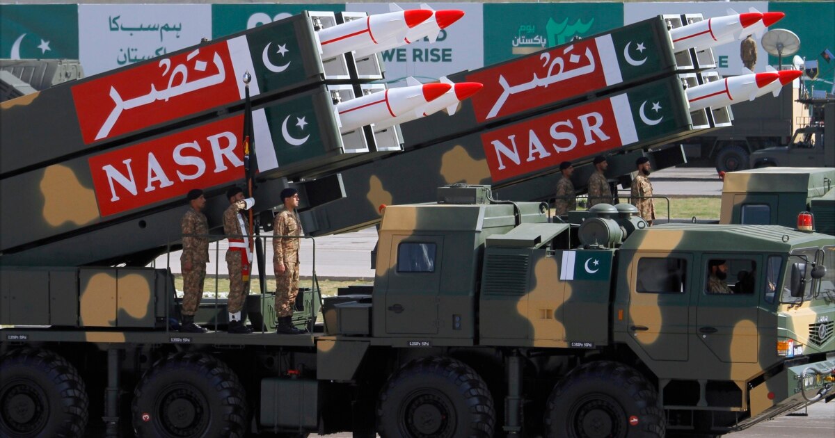 کیا پاکستان دیگر ممالک کو دفاعی ساز و سامان فروخت کرنے کے قابل ہے؟