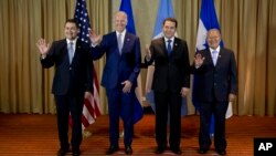 La última vez que se reunieron los mandatarios centroamericanos con el vicepresidente Biden para discutir los mismos aspectos fue durante la toma de mando del presidente de Guatemala, Jimmy Morales.