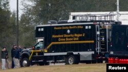 La policía abrió un comando central de operaciones en Alabama cerca de donde estaba secuestrado el niño.