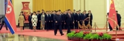 중국을 방문한 김정은 북한 국무위원장과 시진핑 중국 국가주석의 모습을 지난 2018년 3월 북한 조선중앙통신이 공개했다.