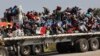 Caravana de migrantes llega a ciudad mexicana de Irapuato 