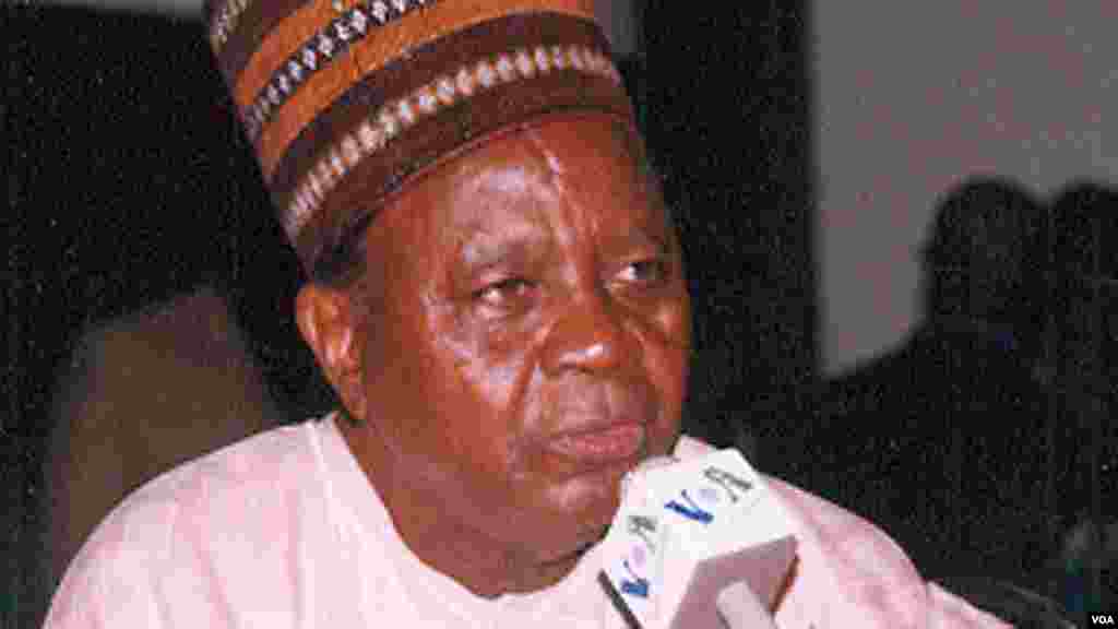 Chief Solomon Doshep Lar gwamnan farar hula na farko a jihar Filato kuma shugaban PDP na farko a duk fadin Najeriya.