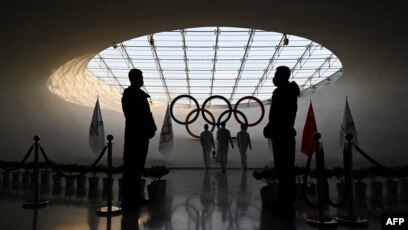 北京官员谈疫情罕见流露焦急不安 冬奥会以 全封闭 方式进行