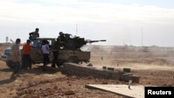 Vikosi vya jeshi la Libya vinavyounga mkono serikali ya Libya. 