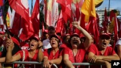 PT pede manifestações a favor de Lula da Silva