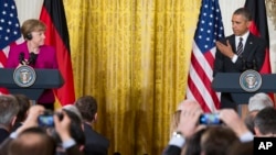 9일 백악관에서 바락 오바마 대통령(왼쪽)과 앙겔라 메르켈 독일 총리가 공동 기자회견을 가지고 있다.