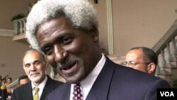 Anbasadè Larry Palmer