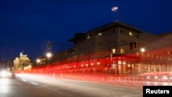 독일 베를린의 미국 대사관 건물 (자료사진)