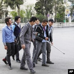 學生在大馬士革結伴上學
