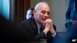 El secretario de Seguridad Interior, John Kelly, informó sobre la decisión de mantener el Programa de Acción Diferida para los Llegados en la Infancia, DACA.