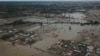 Un barrio queda inundado por las fuertes lluvias del ciclón Yaku, en Chiclayo, Perú, el domingo 12 de marzo de 2023.