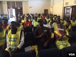 Bazonde bagan'ungwabu abathenga bethengisa impahla ...