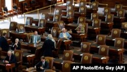 Фото: Порожні місця в Палаті представників Конгресу Техасу, після того, як конгресмени-демократи полишили штат, 13 липня 2021 року, Остін, Техас