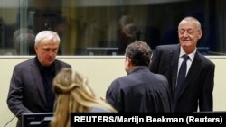 Jovica Štanišić i Franko Simatović u sudnici Međunarodni mehanizam za krivične sudove.