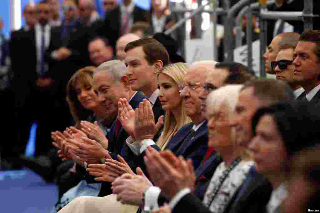 حضور بنیامین نتانیاهو، نخست وزیر اسرائیل و جرد کوشنر مشاور ارشد کاخ سفید و ایوانکا ترامپ در مراسم افتتاح سفارت آمریکا &nbsp;