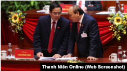 Quốc hội Việt Nam sẽ bỏ phiếu kín miễn nhiệm Thủ tướng Nguyễn Xuân Phúc (phải) và Trưởng ban Tổ chức TƯ Nguyễn Minh Chính (trái) được cho là sẽ được bầu chọn vào chức vụ này.