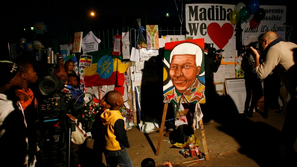 South African President Cancels Trip As Mandela Remains Critical