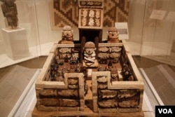 This palace model with figures, found at Huaca de la Luna, Peru, is considered a part of the Chimu culture and was created sometime between A.D. 1440 and 1665.
