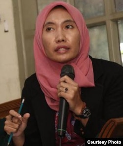 Siti Mazuma, Direktur LBH APIK (foto: courtesy).