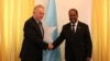 Madaxweyne Xasan Oo La Kulmay Michael K.